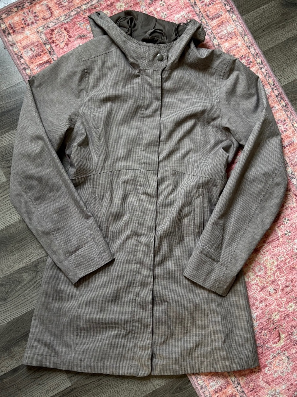 Eddie Bauer | Hooded Rain Trench Coat  | Girl on the Go | Taupe | Women’s XS